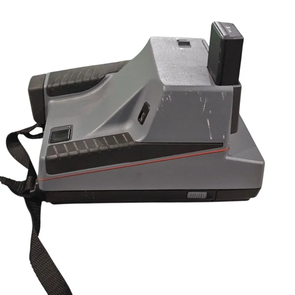 VTG Polaroid Camera 600 Impulse Instant Untested W Film Dead Battery‎ Retro